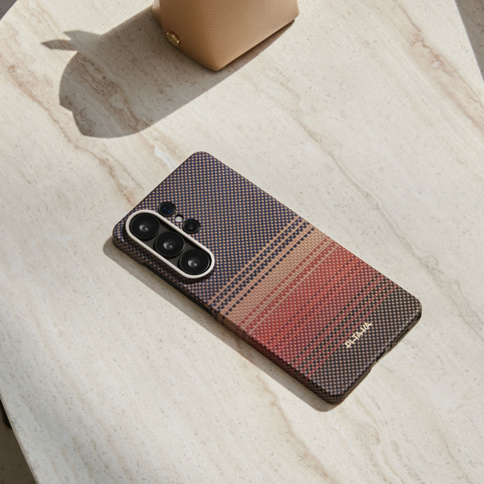 Samsung Galaxy S26 Ultra+Samsung Galaxy S26 Plus+Samsung Galaxy S26,Sunset (Aaron Button)