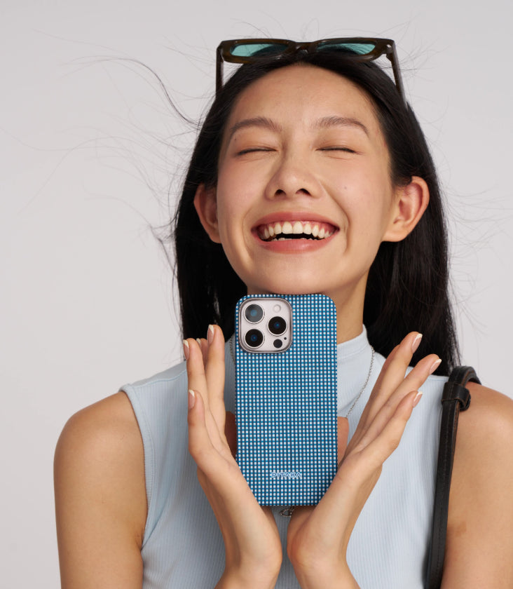 features ultra slim case for iphone16